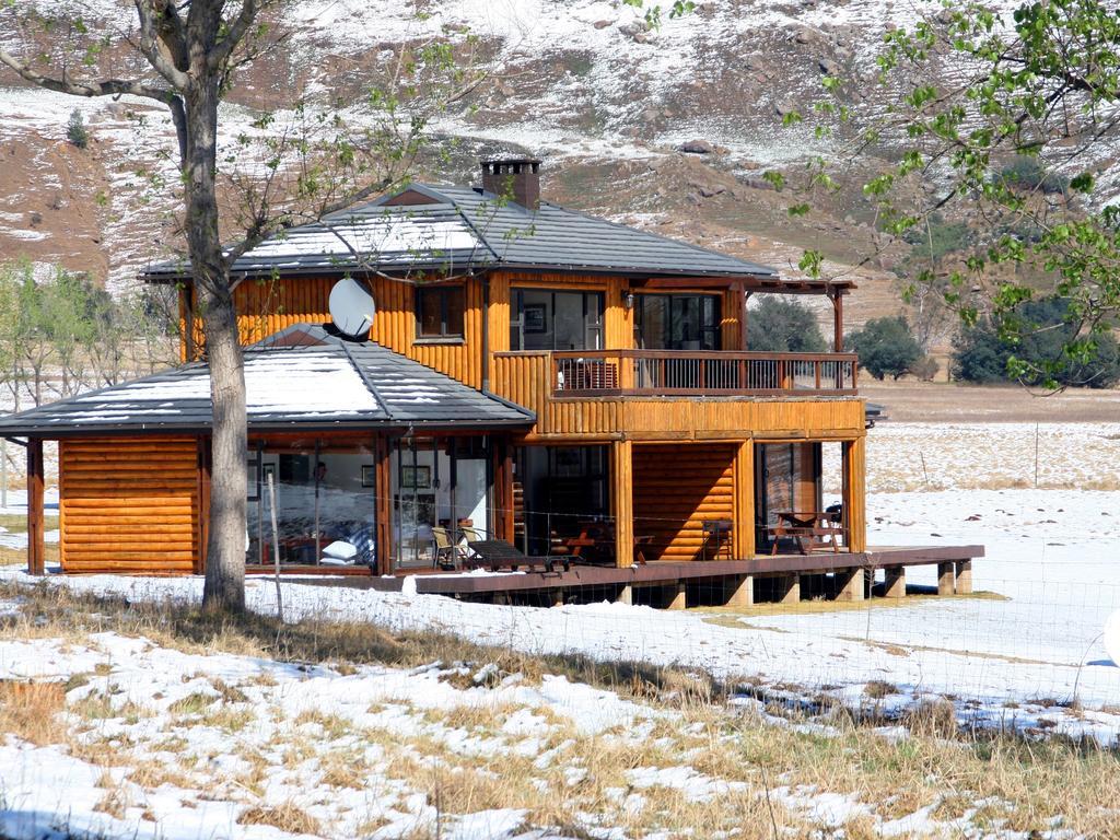 Sani Valley Nature Lodges Himeville Εξωτερικό φωτογραφία